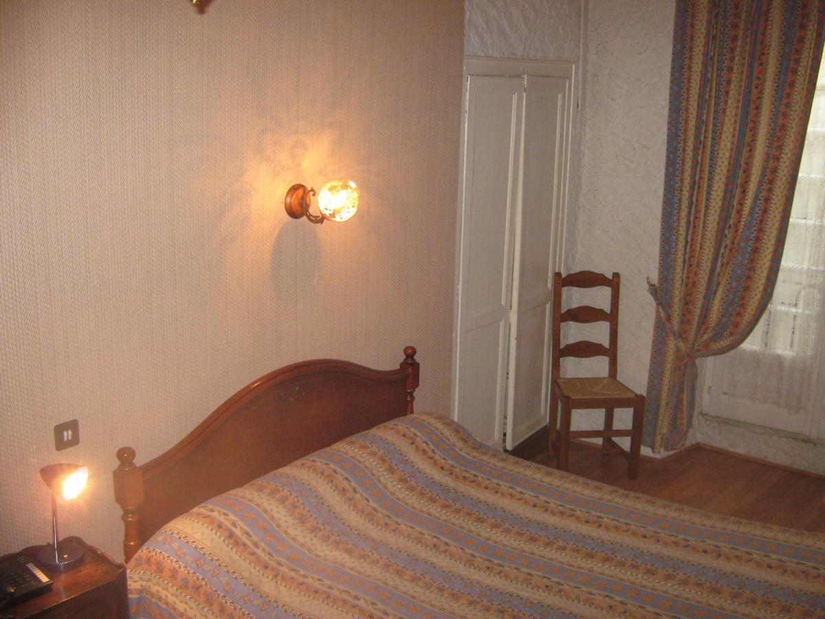 Logis Hotel Restaurant La Chaumiere Tournon-sur-Rhone Exterior photo