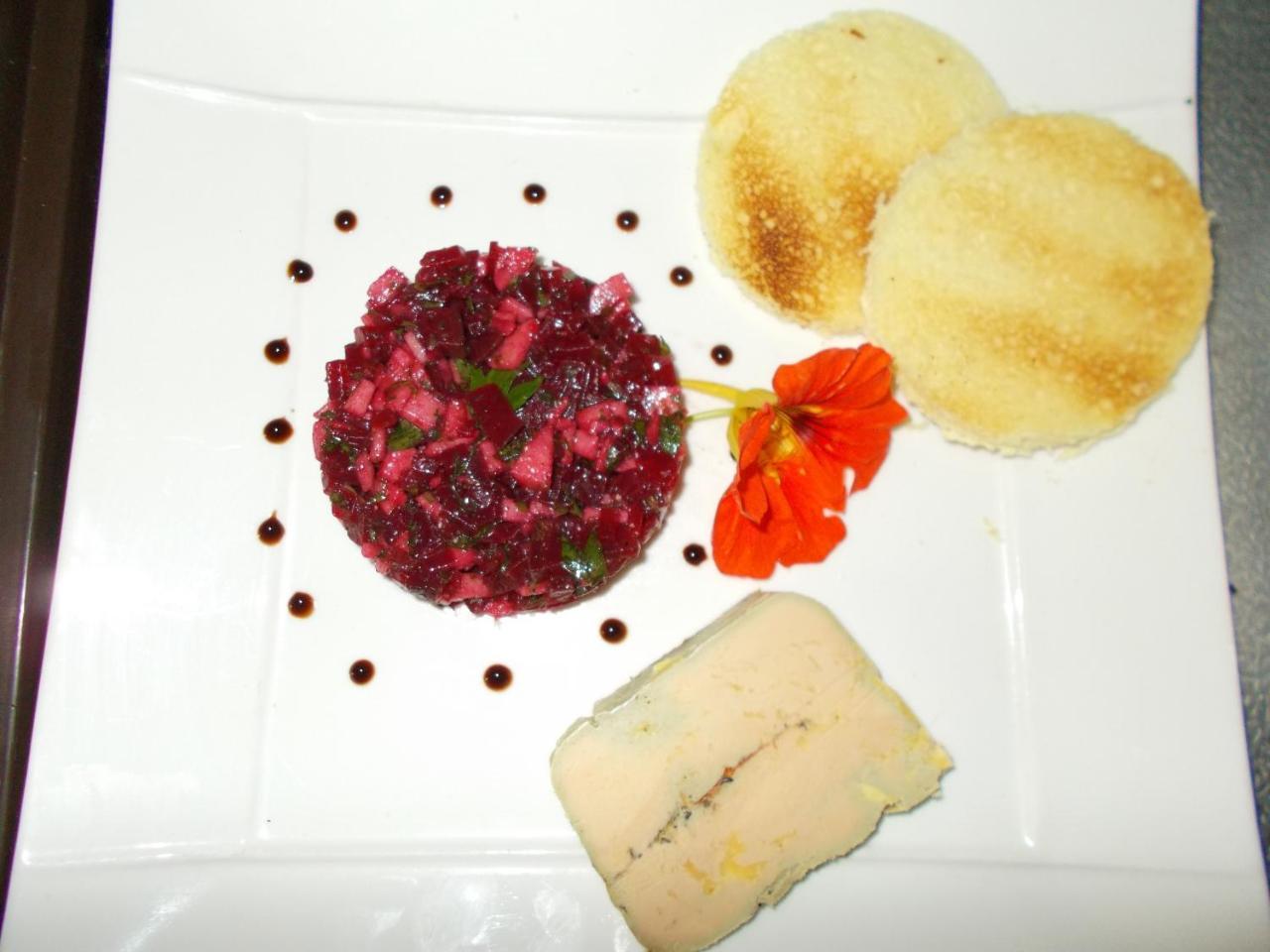 Logis Hotel Restaurant La Chaumiere Tournon-sur-Rhone Exterior photo